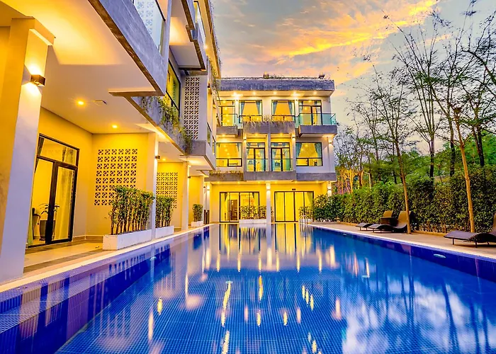 Rainforest Hotel By Nsun